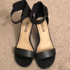 Kenneth Cole Black Heels